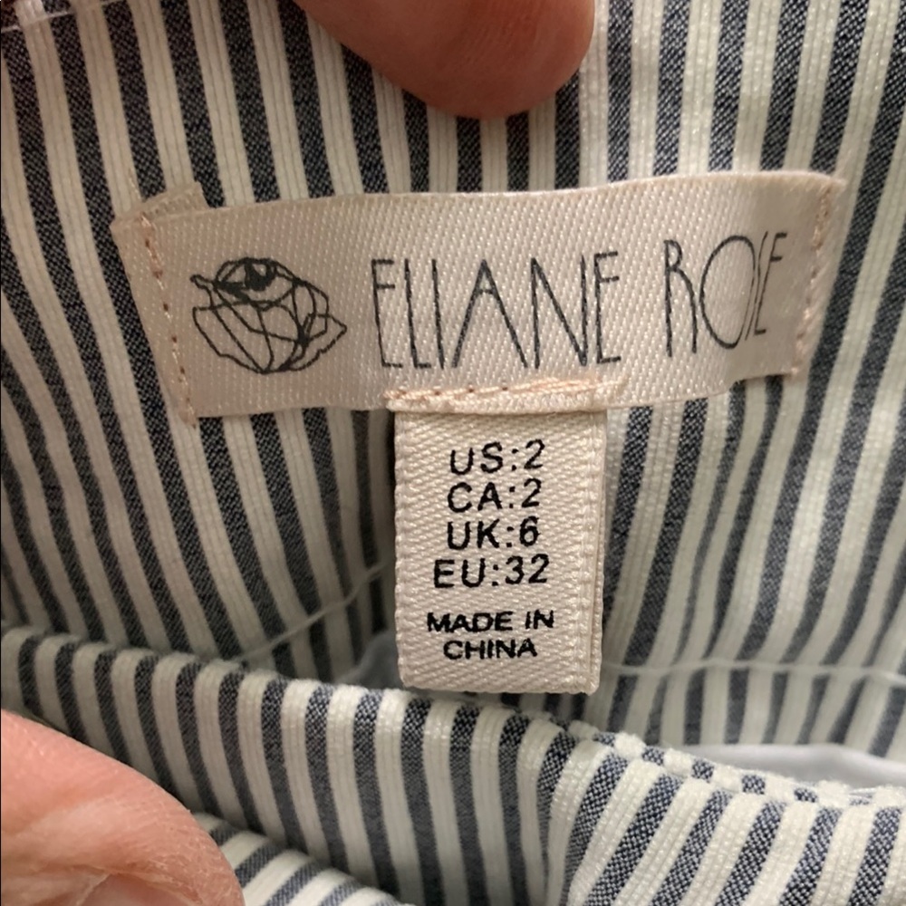 Striped Cropped Pants - Picture 2 of 5